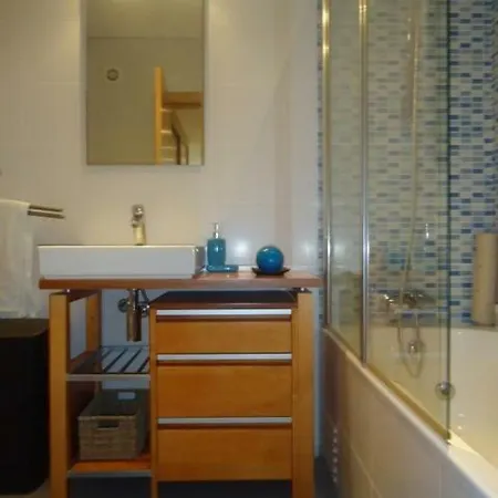 Appartement T2 C Piscina A 100m Da Praia